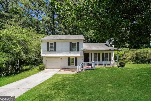 5575 La Fleur Trail, Lithonia, GA 30038
