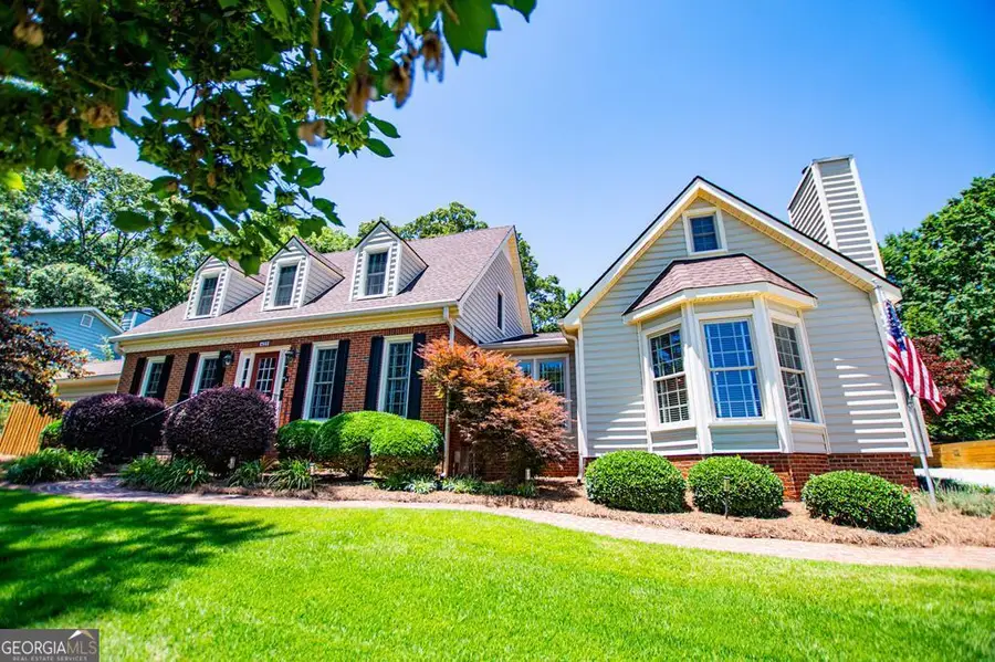 423 N Lakeshore Drive, Carrollton, GA 30117 - #2