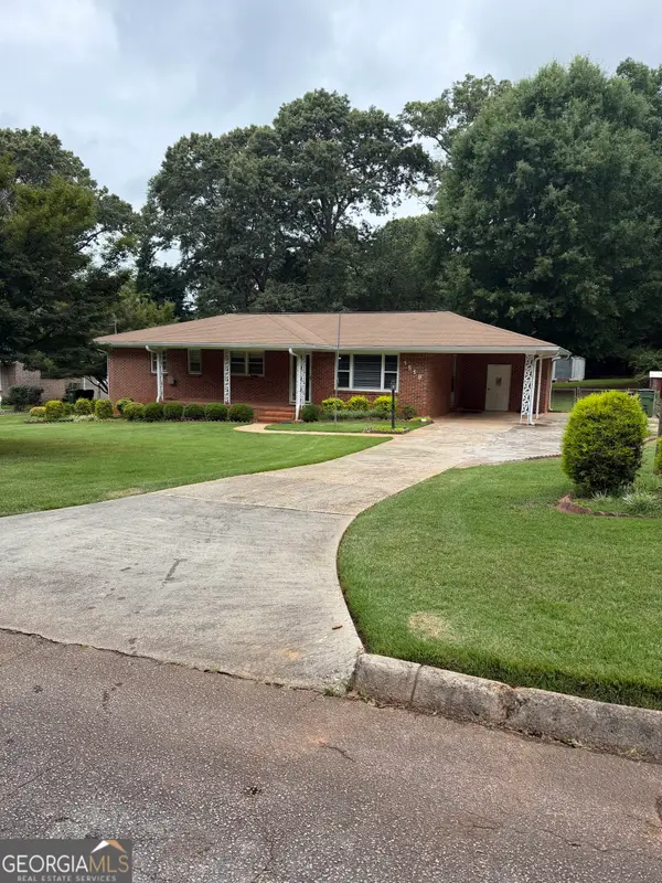 1519 Oakview, Griffin, GA 30223