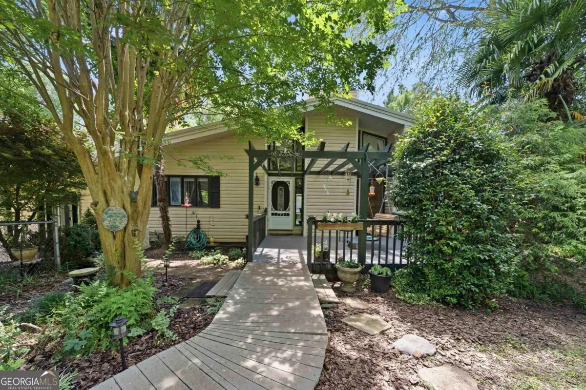 240 Quesenberry Drive, Eatonton, GA 31024 - #1