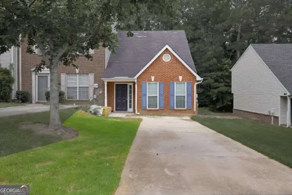 1324 Hollenbeck Lane, Riverdale, GA 30296