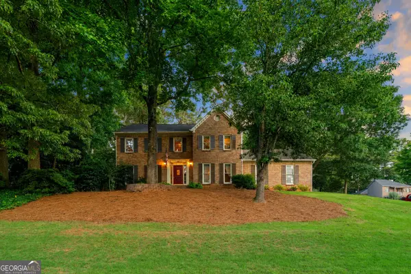 1975 Vintage Drive, Snellville, GA 30078