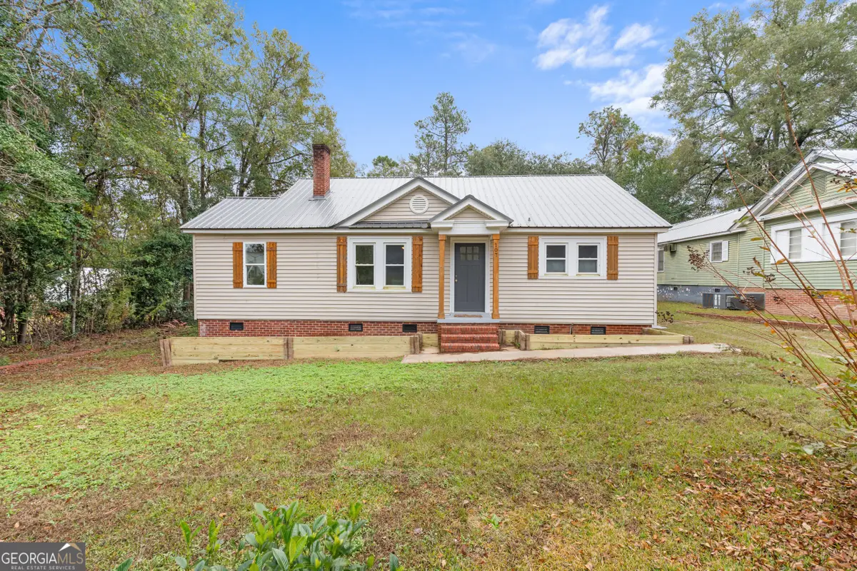 107 Dixie Avenue, Sylvania, GA 30467 - #1