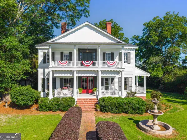 8075 Lakeview Road, Statesboro, GA 30461