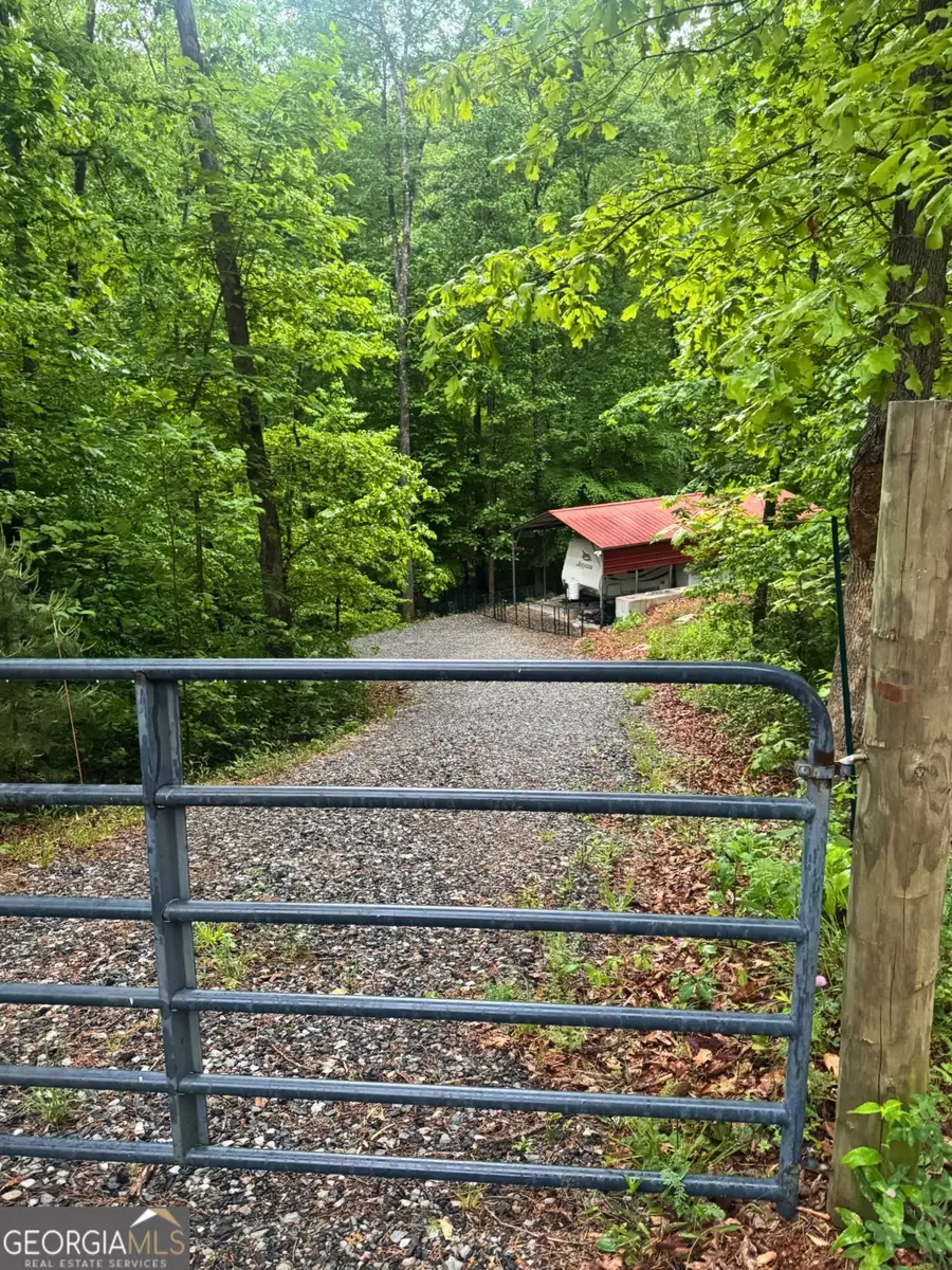 581 Cherokee Road, Toccoa, GA 30577 - #2
