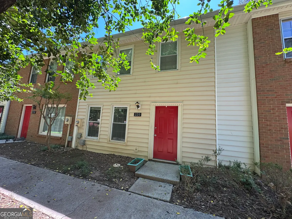 220 Chads Ford Way, Roswell, GA 30076 - #1