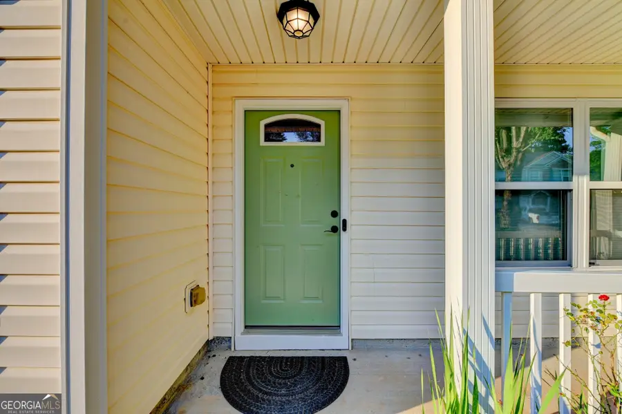 577 Ives Circle Nw, Lilburn, GA 30047 - #3