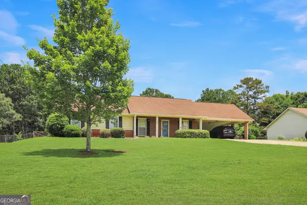 108 Meadownland Trail, LaGrange, GA 30240