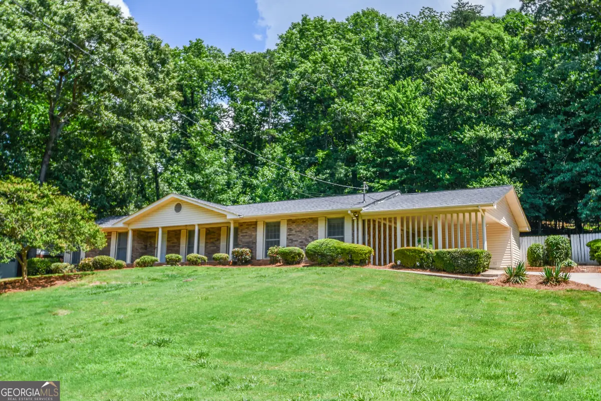 1512 Robinhood Trail, Gainesville, GA 30501 - #1