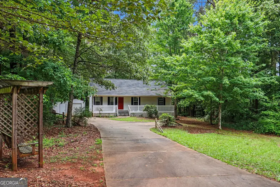 425 Tommy Thompson Way, Whitesburg, GA 30185 - #2