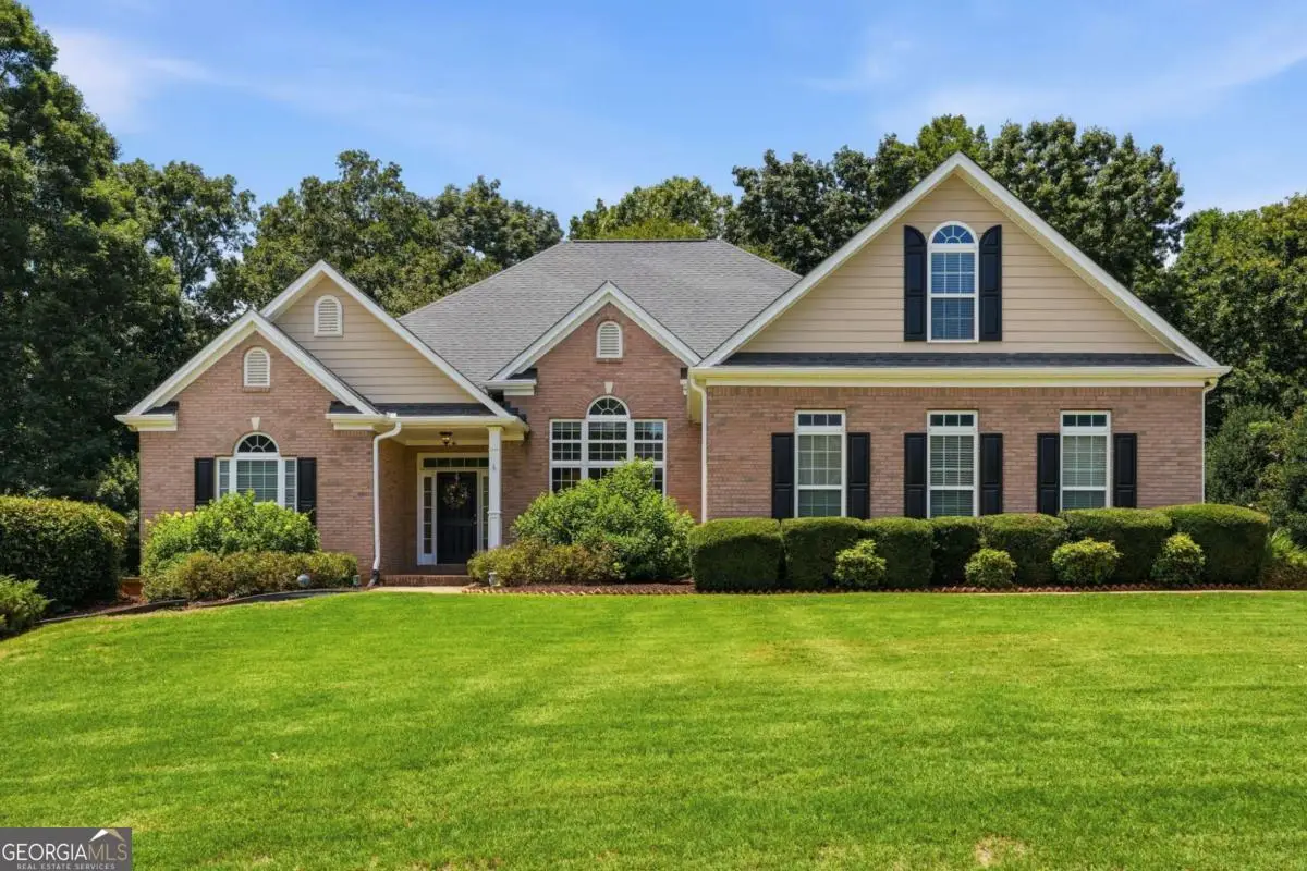 139 Montvale Drive, Hoschton, GA 30548 - #1