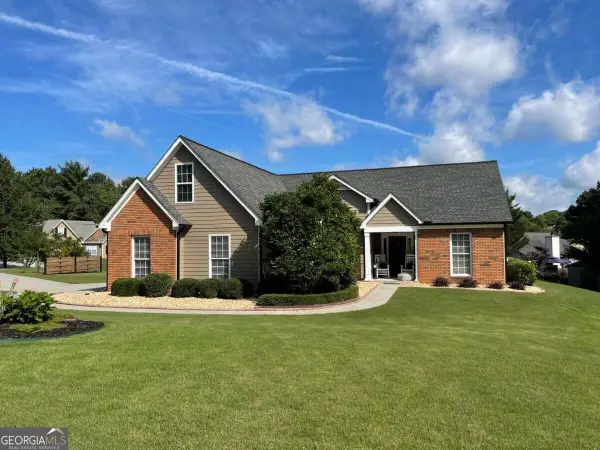 1881 Hampton Walk Court, Hoschton, GA 30548