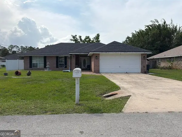 3 Lemay Place, Palm Coast, FL 32137
