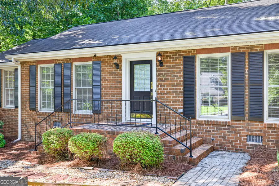 3705 Arrowhead Place, Gainesville, GA 30506 - #3