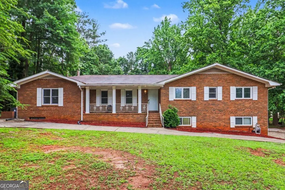329 Plantation Circle, Fayetteville, GA 30214 - #1