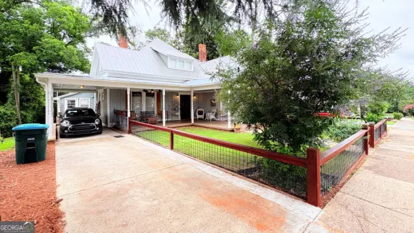 79 Georgia Avenue, Commerce, GA 30529