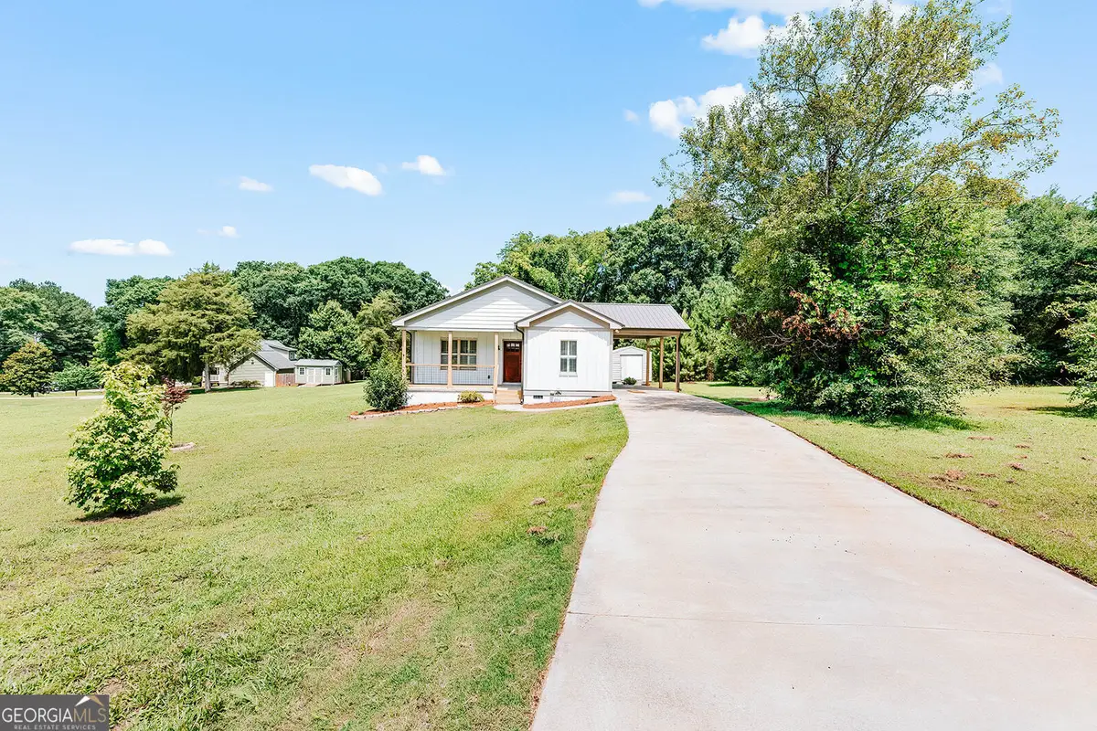 1445 N Forest Avenue, Hartwell, GA 30643 - #1