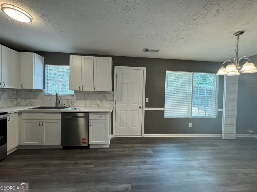 330 Crestfield Circle, Covington, GA 30016 - #3