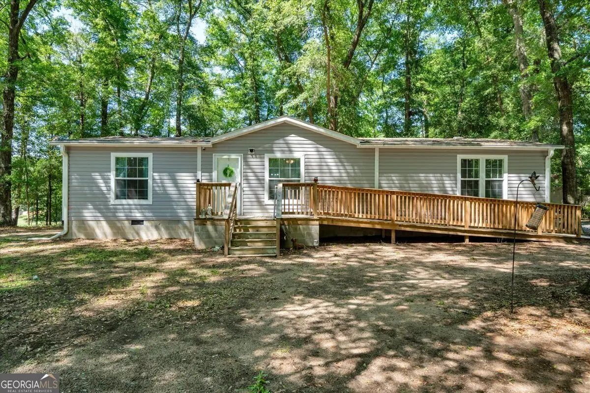44 Spring Lake Drive, Hawkinsville, GA 31036 - #1