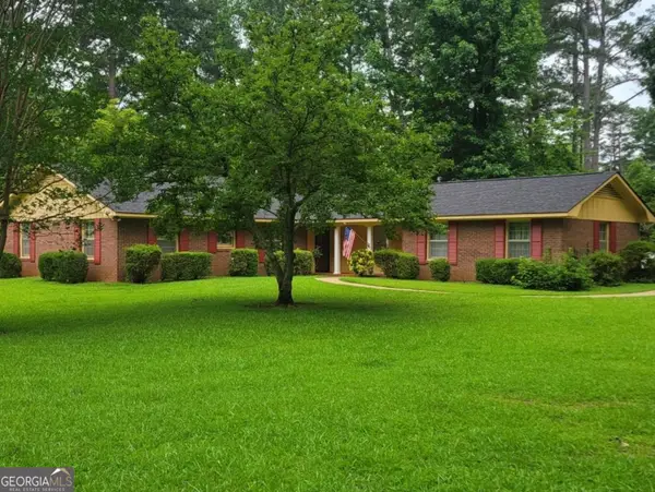 146 Cascade Circle, Lagrange, GA 30241