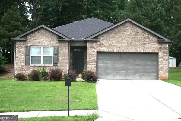 610 Dodson Lake Court, Fairburn, GA 30213