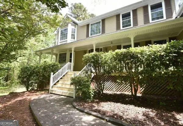 4162 Riverdale Drive, Snellville, GA 30039