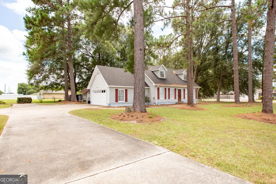 4484 Central Avenue, Waycross, GA 31503 - #2