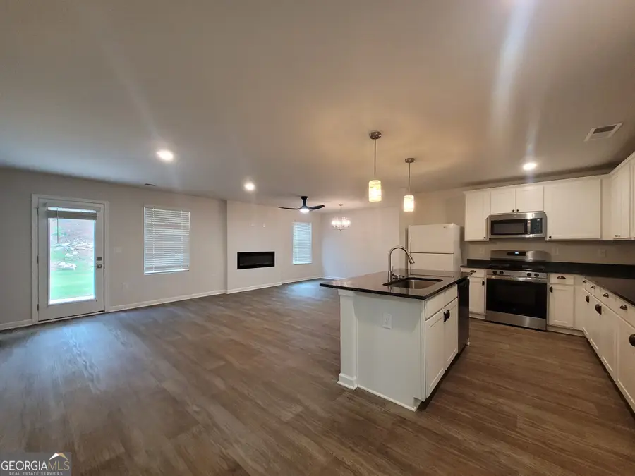 220 River Meadow Drive, Lagrange, GA 30241 - #2
