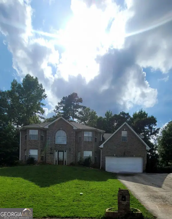515 Carriage Walk Court, Stone Mountain, GA 30087
