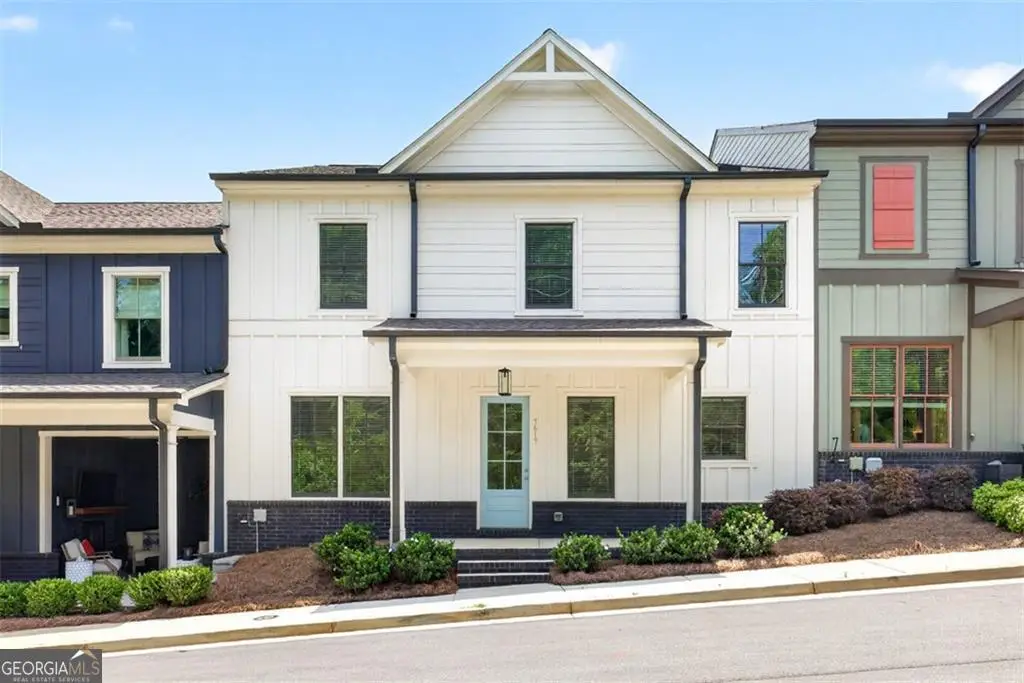 5619 Pine Street, Flowery Branch, GA 30542 - #1