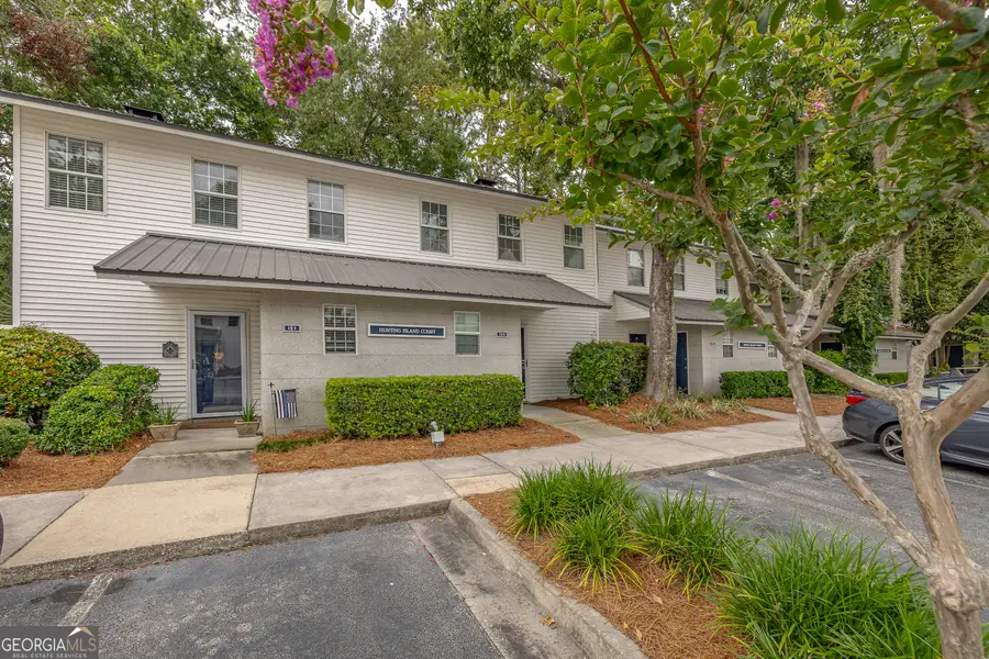 122 S Island Square Drive, Saint Simons, GA 31522 - #2