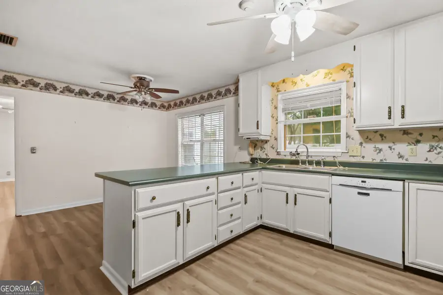 112 Meadows Way, Brunswick, GA 31525 - #3