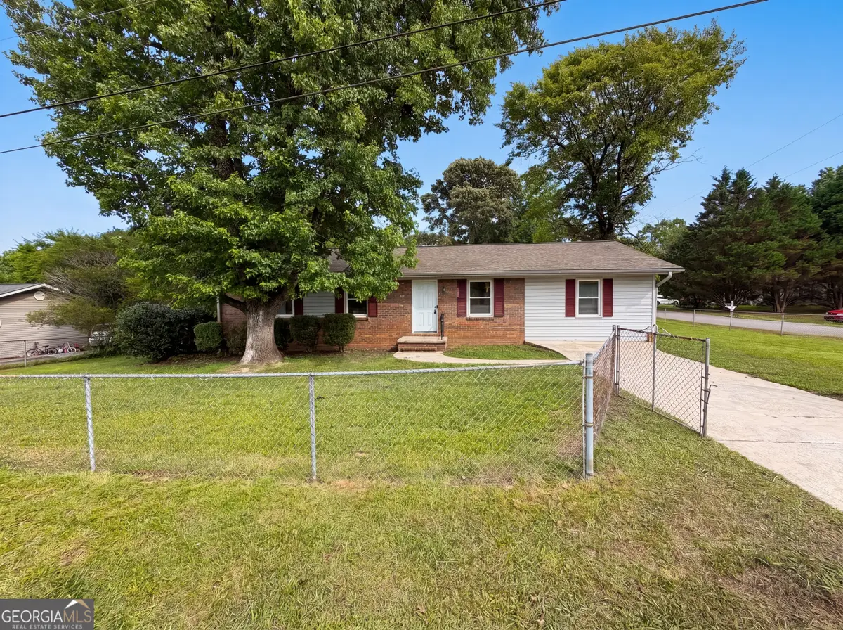 5552 Pine Street, Lula, GA 30554 - #1