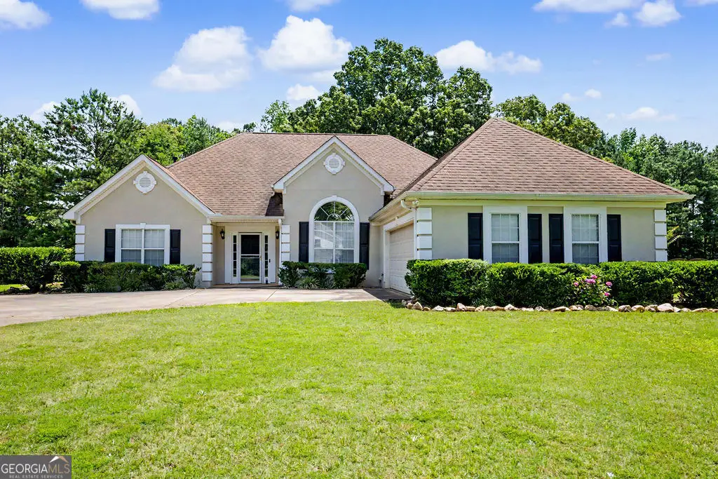 165 Crescent Circle, Newnan, GA 30265 - #1