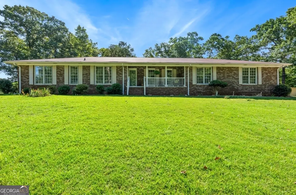 5023 Veterans Mem. Pkway., Lanett, AL 36863 - #1