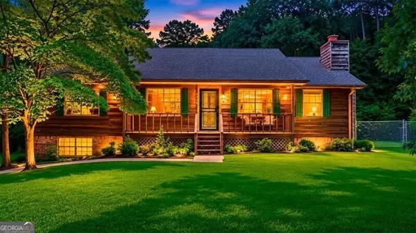 4005 Hillpine Way, Douglasville, GA 30135