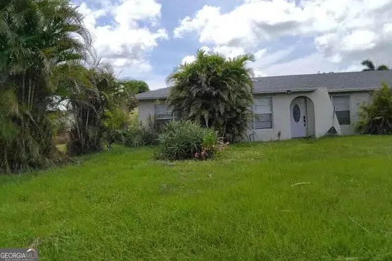 112 Swan Parkway E, Royal Palm Beach, FL 33411 - #1