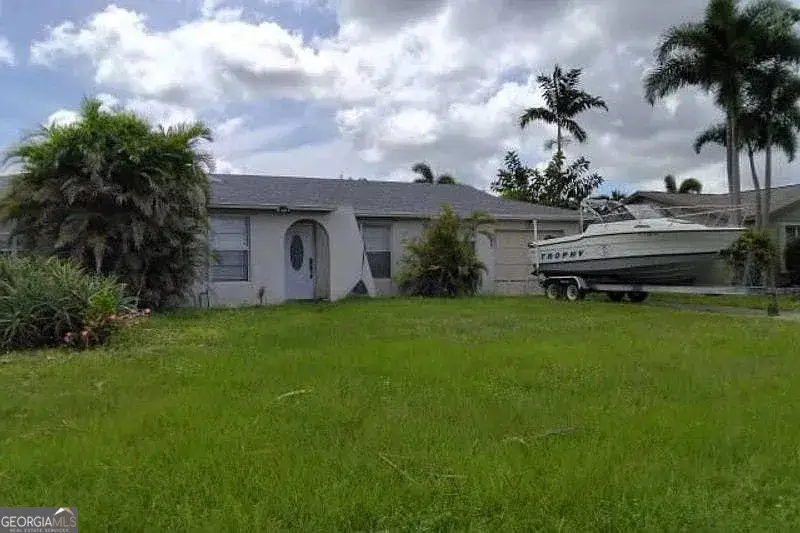112 Swan Parkway E, Royal Palm Beach, FL 33411 - #2