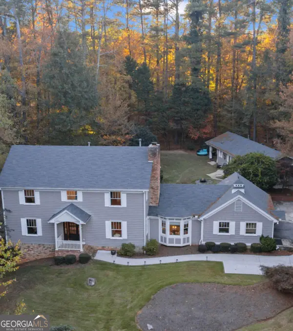 1532 Huntingdon Trail, Atlanta, GA 30350