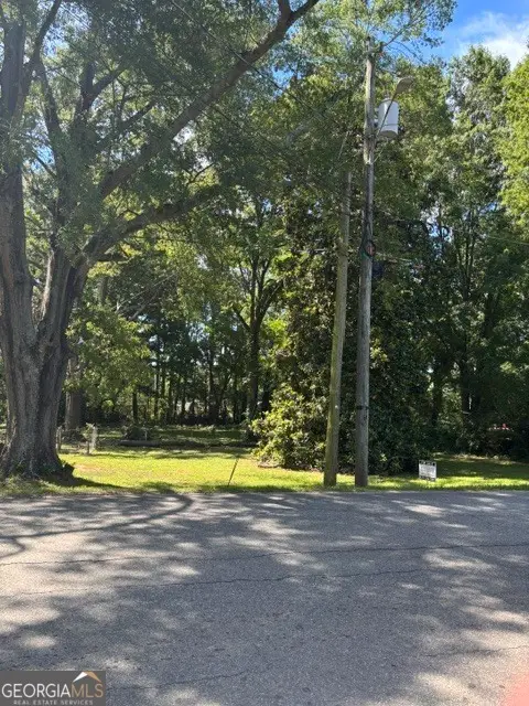 122 E Fambrough Street, Monroe, GA 30655 - #2