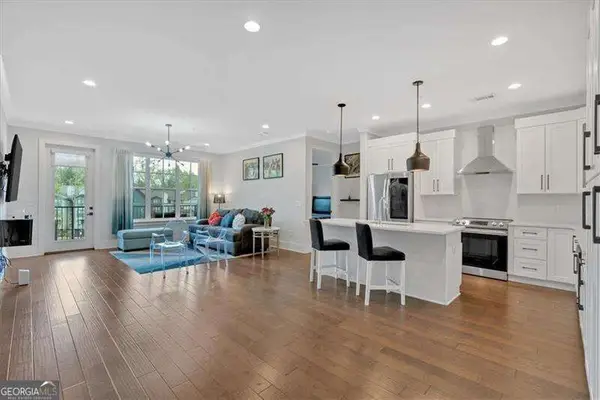 6890 Peachtree Dunwoody Road #303, Atlanta, GA 30328