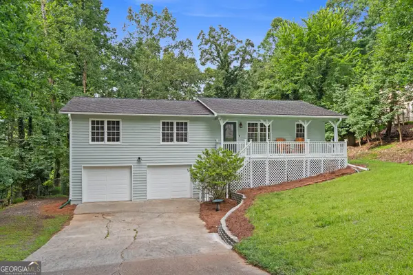 426 Riverlake Court, Woodstock, GA 30188