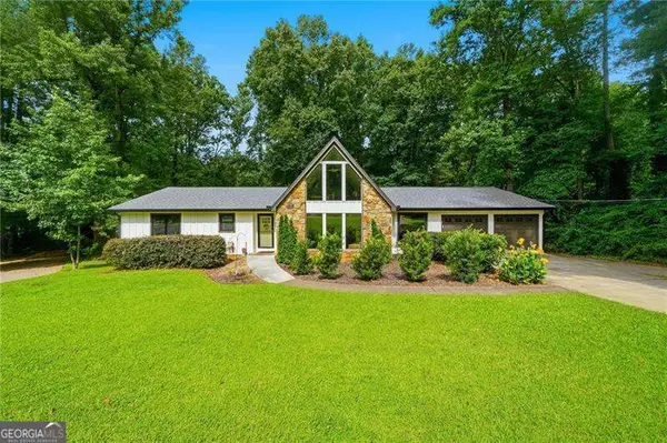 3043 S Meadow Court, Marietta, GA 30062