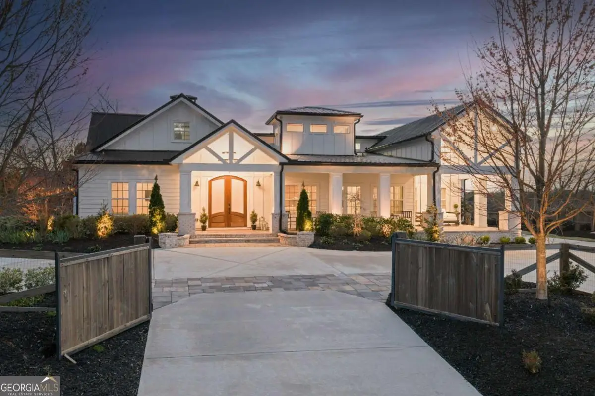 6044 Wade Orr Road, Flowery Branch, GA 30542 - #1