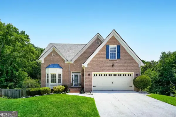 10 Jessamine Trail, Lawrenceville, GA 30046
