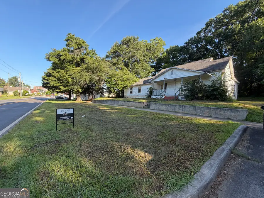 523 E Solomon St, Griffin, GA 30223 - #2