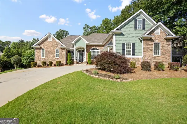 301 Fallstone Path, Mcdonough, GA 30253