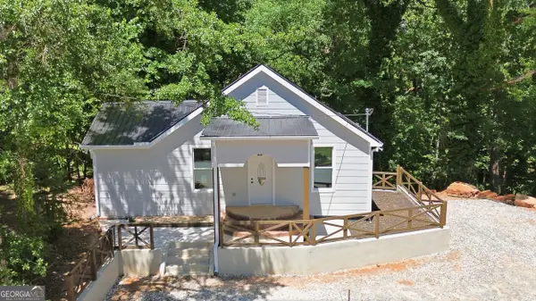 162 Falls Road, Toccoa, GA 30577