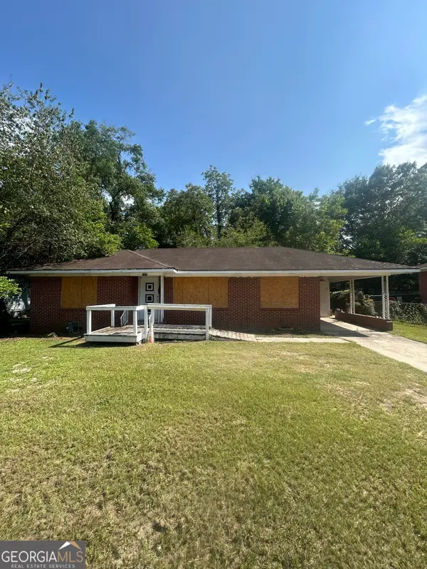 3266 Hillcrest Avenue, Macon, GA 31204