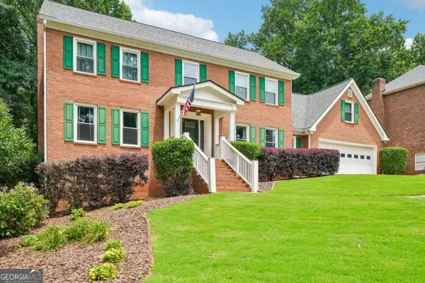 1184 Staples Drive Sw, Lilburn, GA 30047